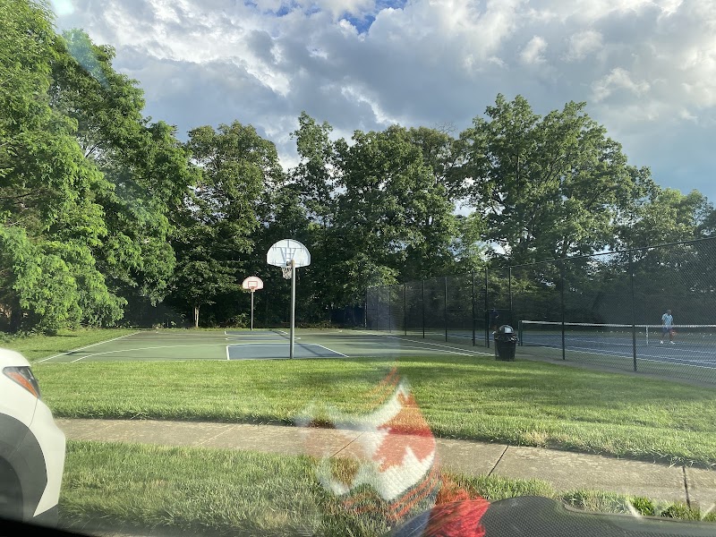 Kirkpatrick Farms Tennis/Basketball Courts