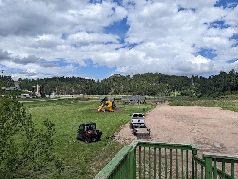 Memorial Park - Pickleball in Mission Hill, South Dakota