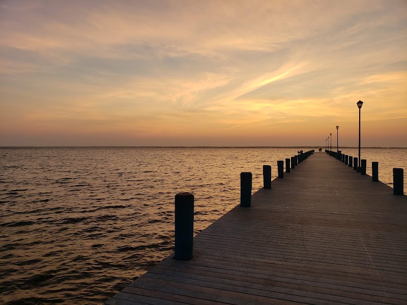 5th. Avenue Bay Pier