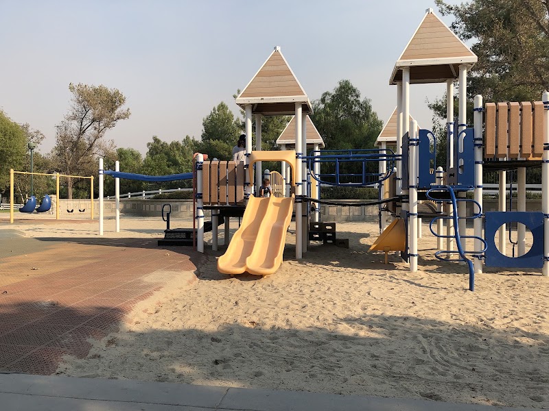 Grand Avenue Park