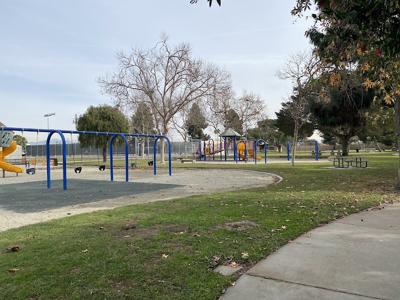 Bolsa Chica Park - Pickleball in Midway City, California