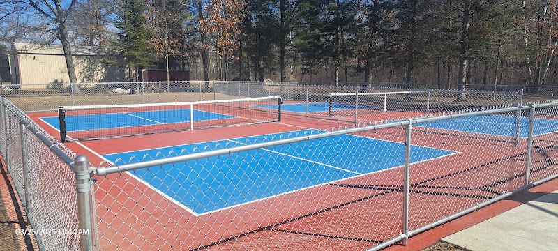 Fifty Lakes Pickleball Courts
