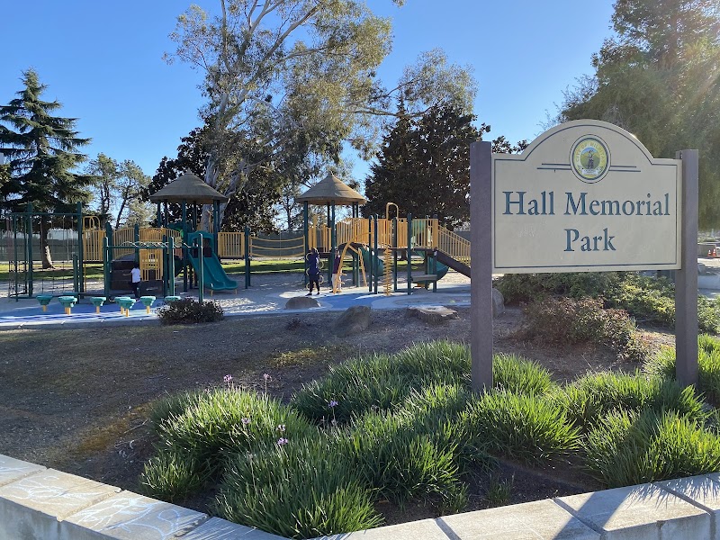 Hall Memorial Park