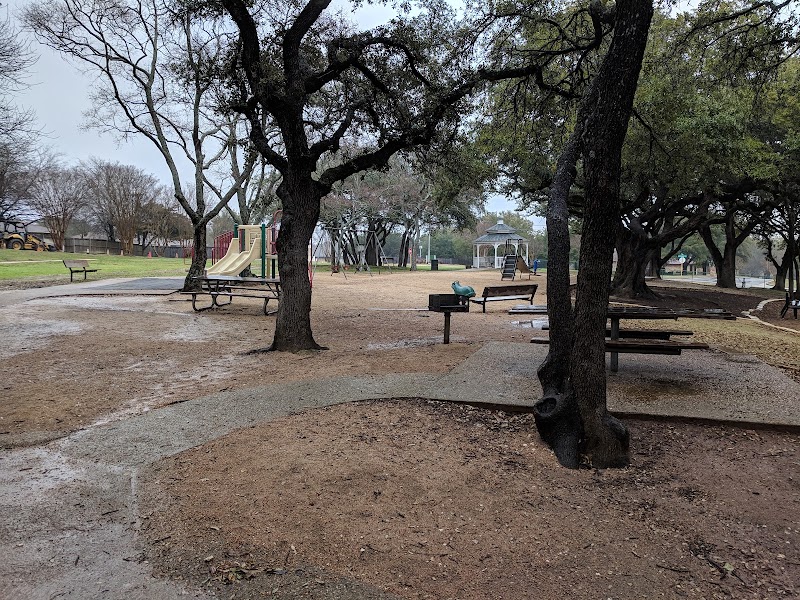 Poage Park - Pickleball in Hewitt, Texas