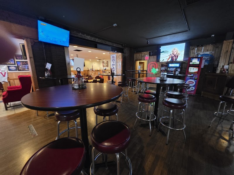 Schlechty's Sports Bar & Grill - Pickleball in New Madison, Ohio