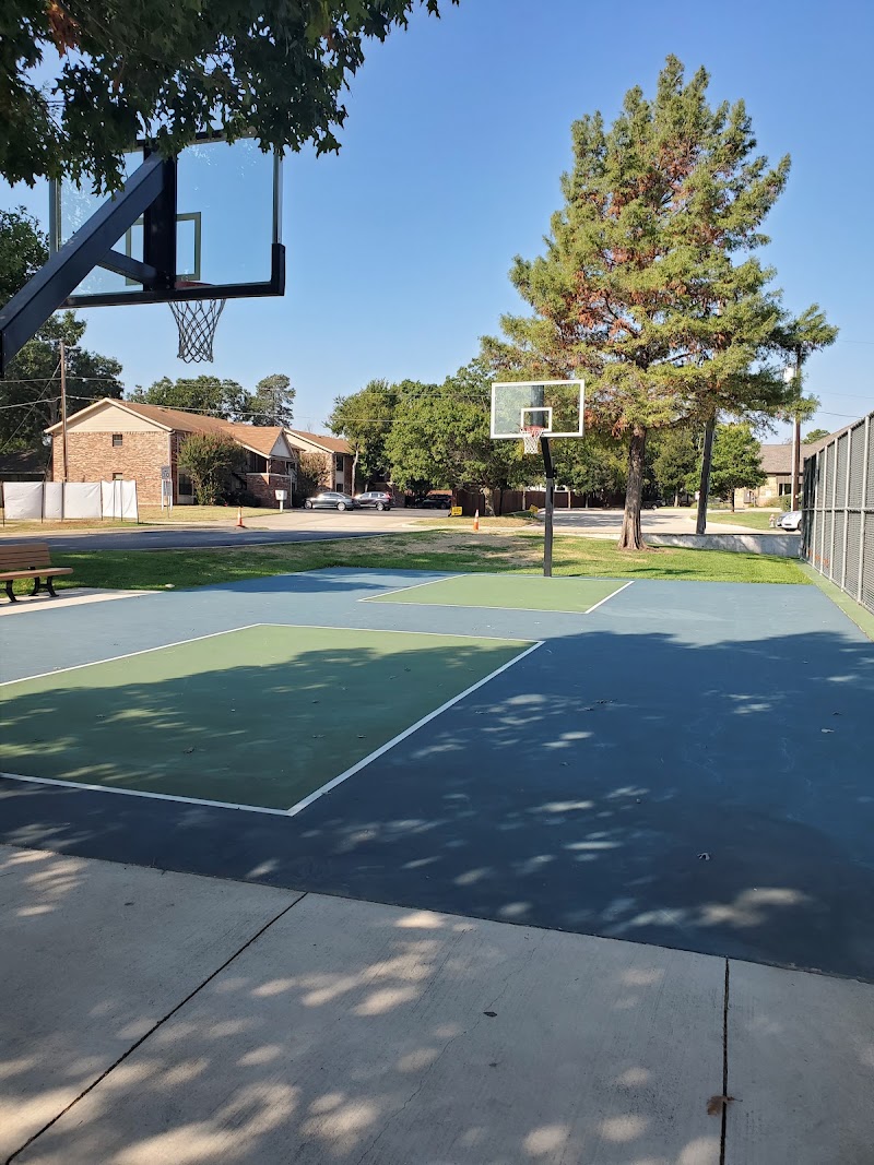 Heritage Park Tennis Courts - Pickleball in Grapevine, Texas