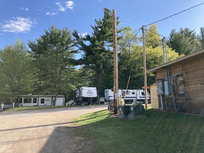 Iola Pines Campground