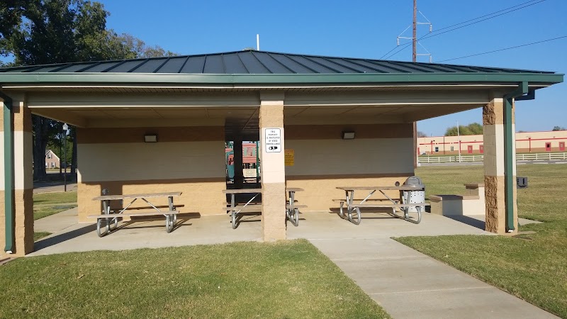Medina park pavillion - Pickleball in Medina, Tennessee