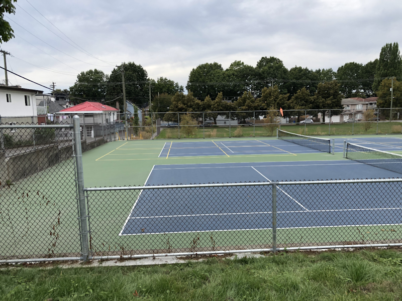 Brewers Park Public Tennis & Pickleball Courts