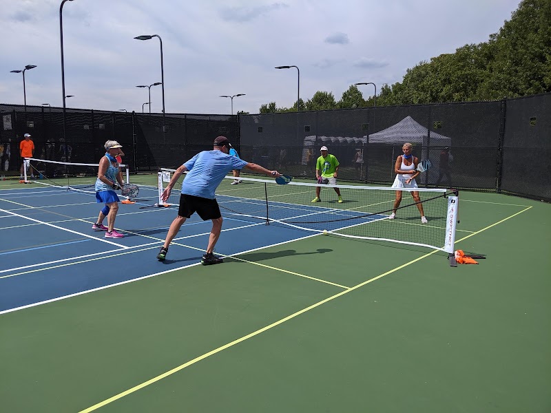 Wagon Wheel Tennis and Pickleball Center