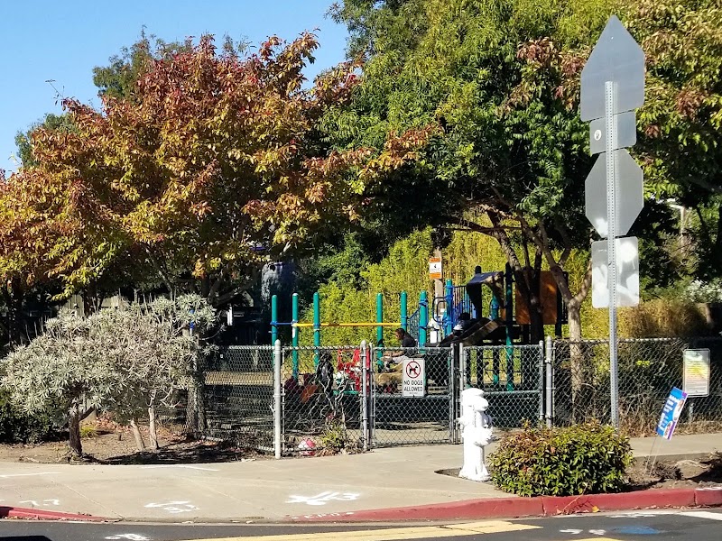 61st Street Mini-Park - Pickleball in Emeryville, California