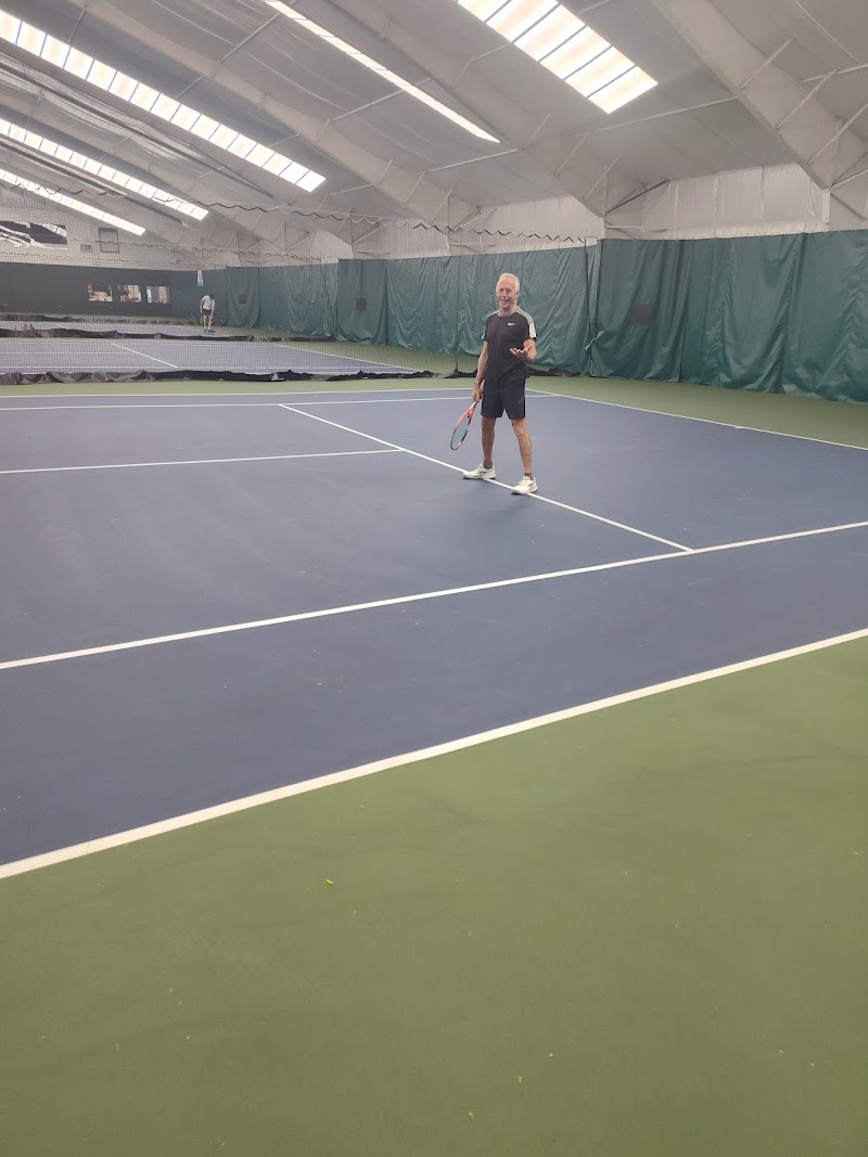 Gilford Hills Tennis & Fitness