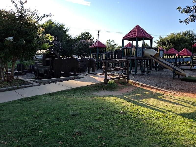 Freedom Trail Park - Pickleball in Yukon, Oklahoma