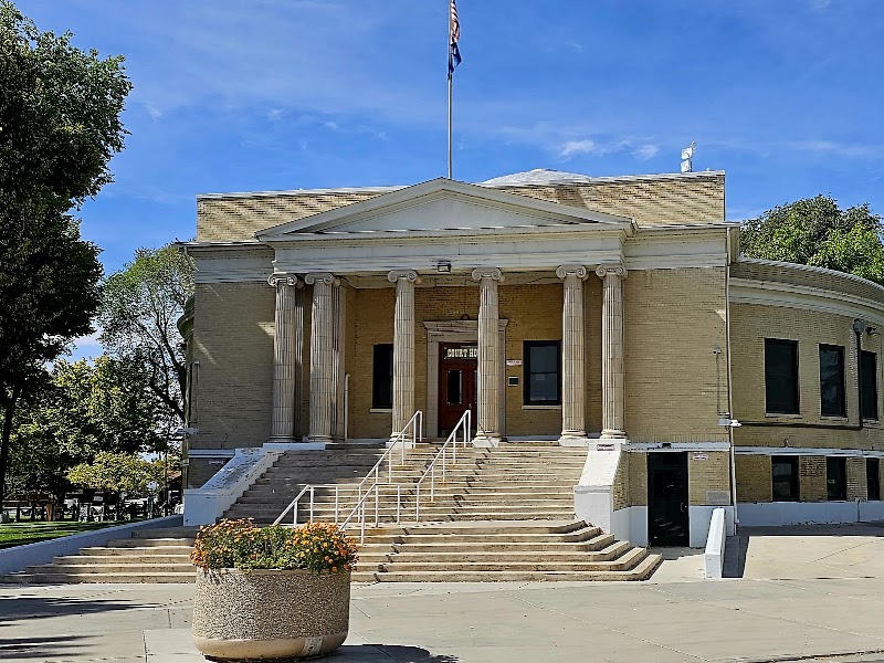 Pershing County Courthouse - Pickleball in Lovelock, Nevada