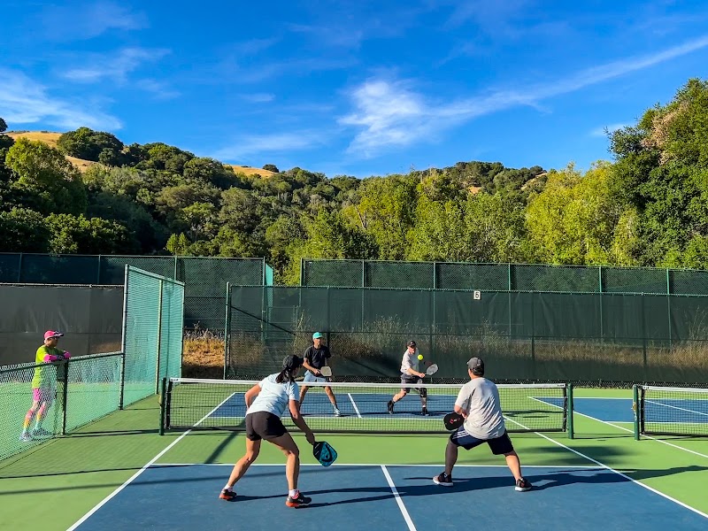 Cañon Swim & Tennis Club