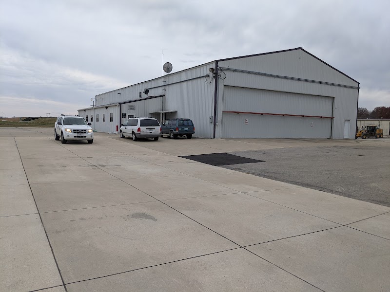 Trenton Municipal Airport (KTRX) - Pickleball in Trenton, Missouri