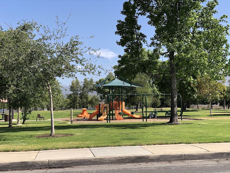 Lone Hill Park - Pickleball in San Dimas, California