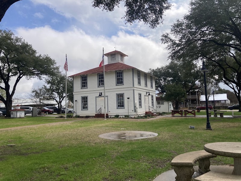 Round Top Courthouse Square