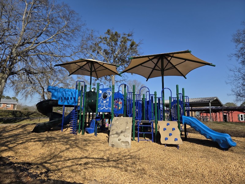 Community Center, Playground & Recycling - Pickleball in Somerville, Alabama