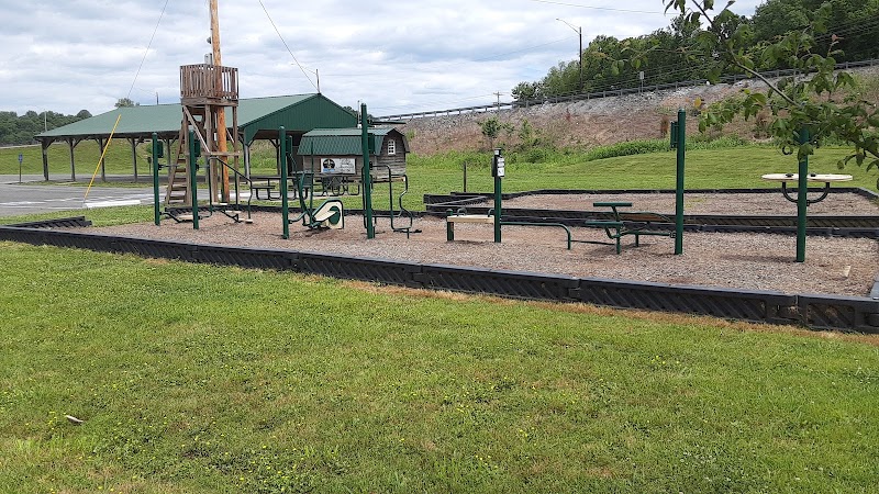 Centerville River Park - Pickleball in Centerville, Tennessee