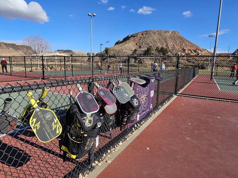 Sullivan Pickleball courts