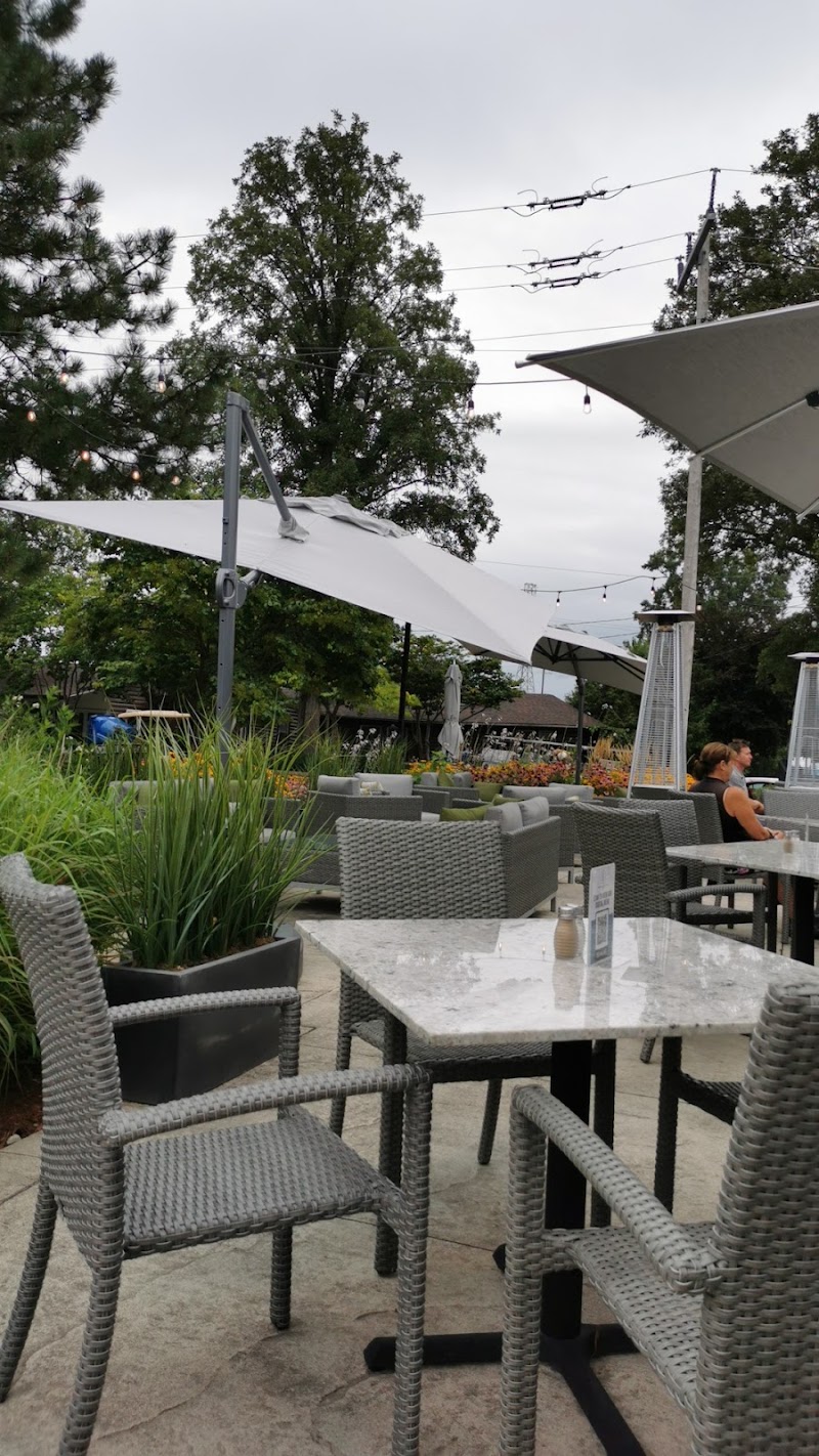 Greenhills Tennis Centre