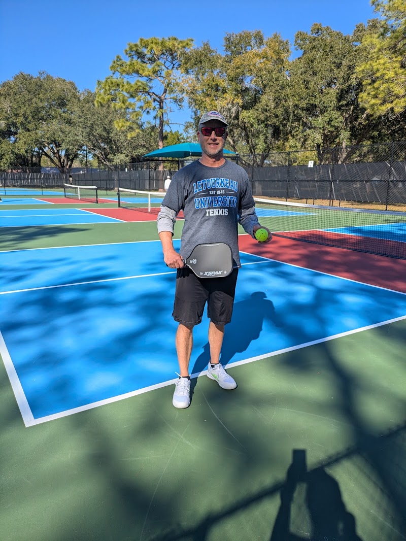 Lee P Moore Park Tennis & Pickleball Courts