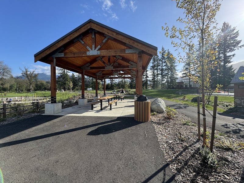 Dahlgren Family Park - Pickleball in North Bend, Washington