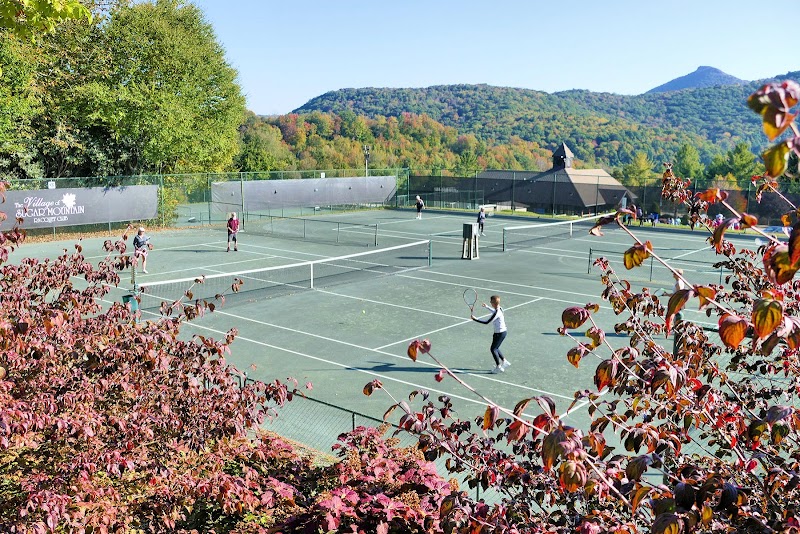 Sugar Mountain Public Tennis Court - Pickleball in Snow Camp, North Carolina