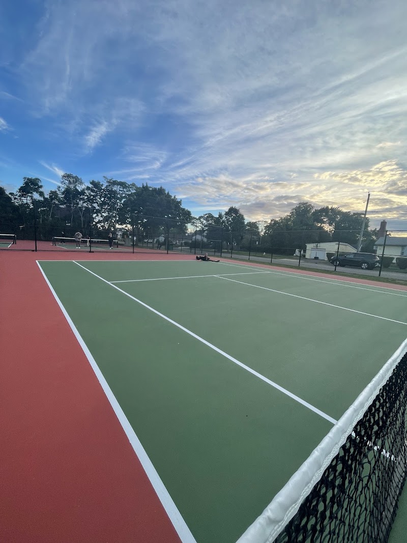 Four Sisters Park