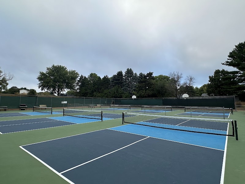 Oak Park Pickleball Courts