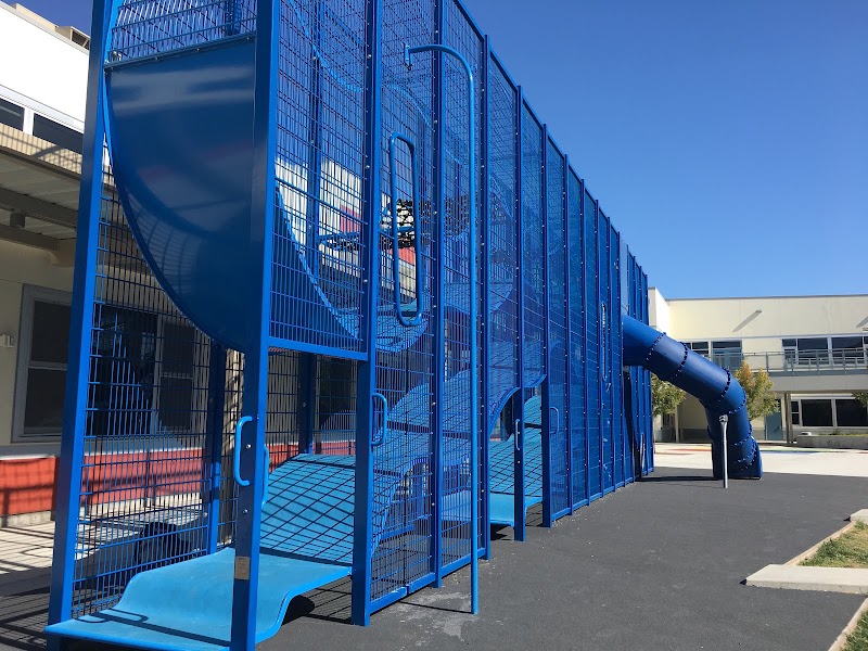 Jihern Volleyball Eccl - Pickleball in Emeryville, California