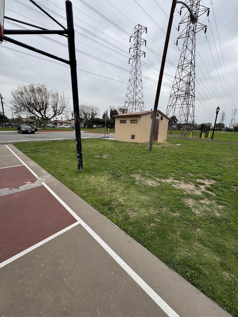 Zapopan Park Basketball Court