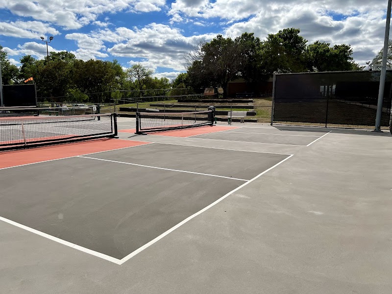 LB Houston Tennis & Pickleball - Pickleball in Dallas, Texas