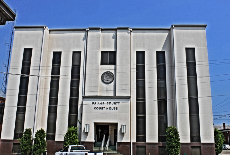 Dallas County Courthouse