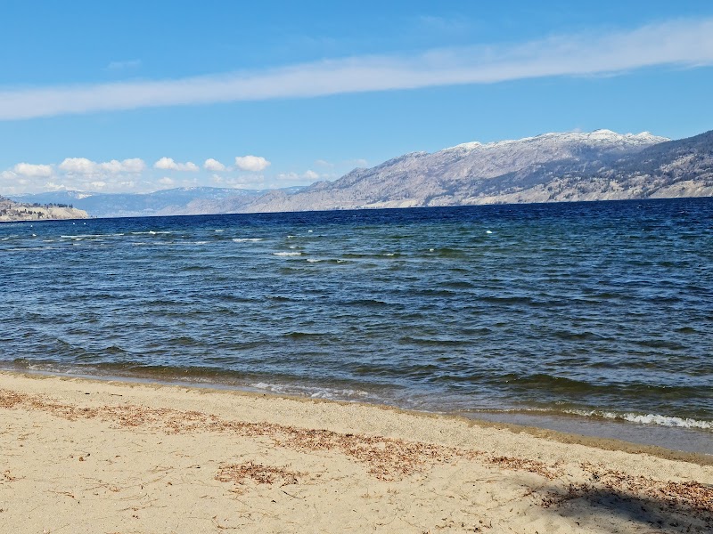 Powell Beach Park - Pickleball in Summerland, British Columbia