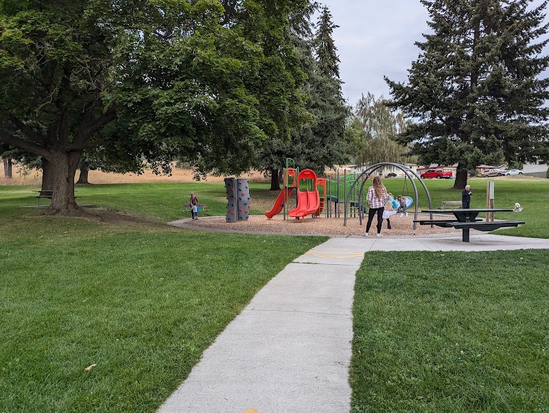 Holmberg Park