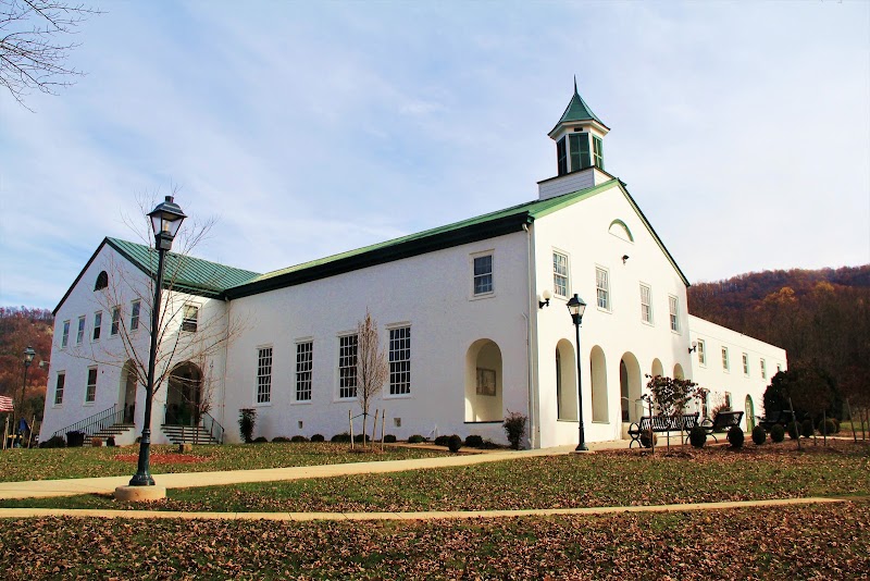 Nelson County Courthouse - Pickleball in Lovingston, Virginia