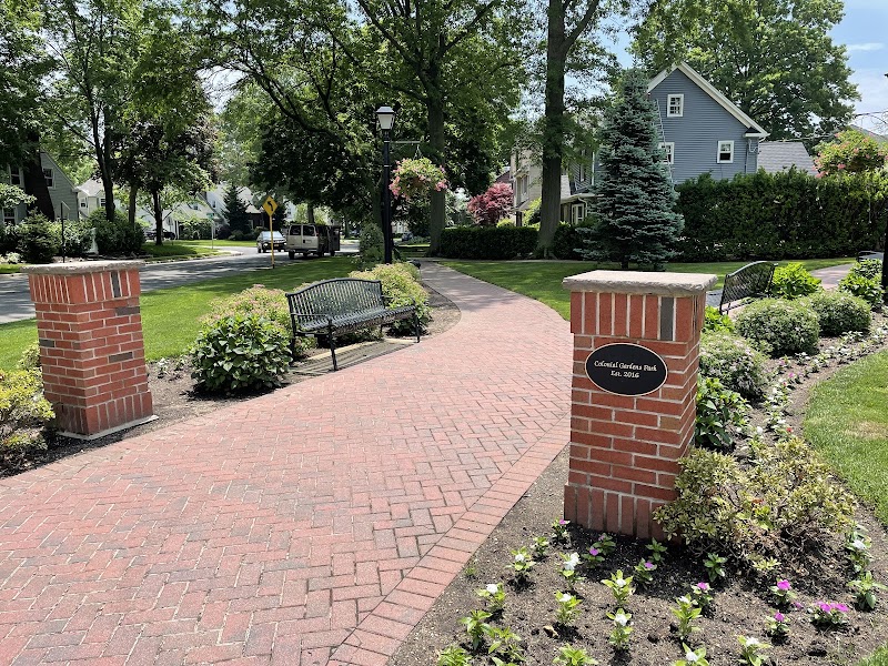 Colonial Gardens Park