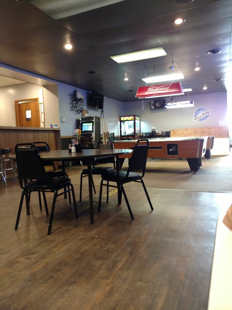 Gutterz Fun Center - Pickleball in Holdrege, Nebraska
