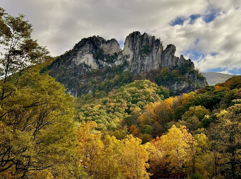 Seneca Rocks (WV)