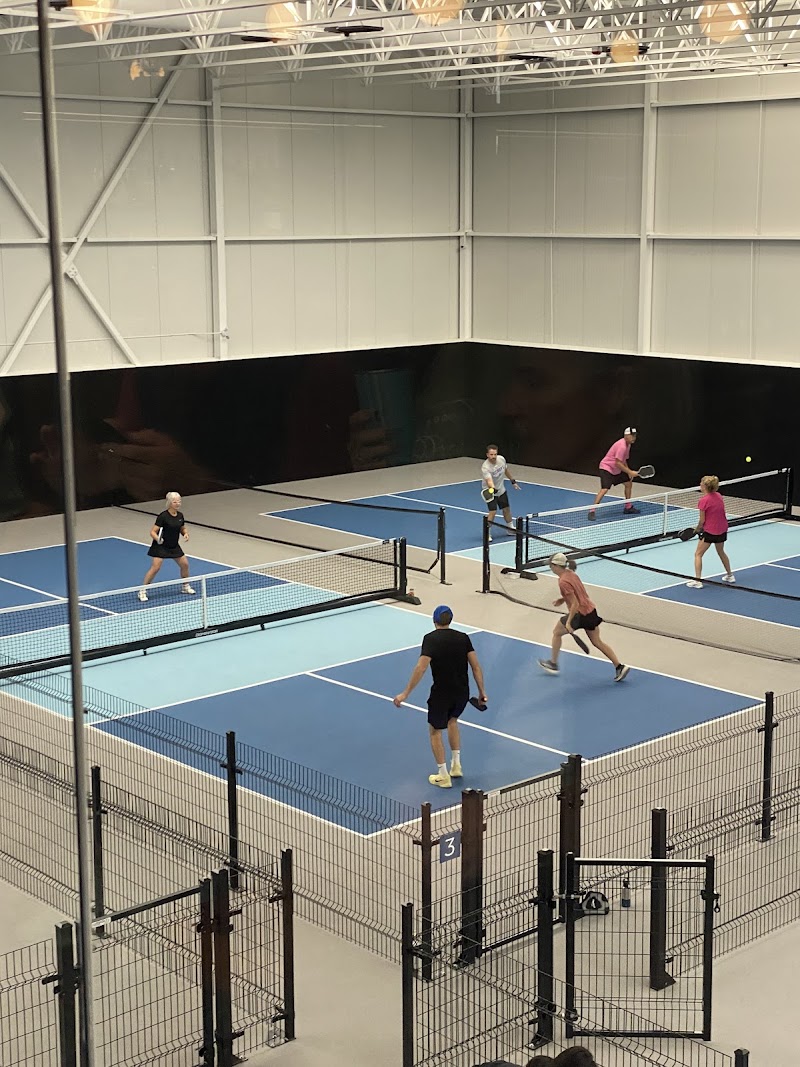 Tandem Pickleball