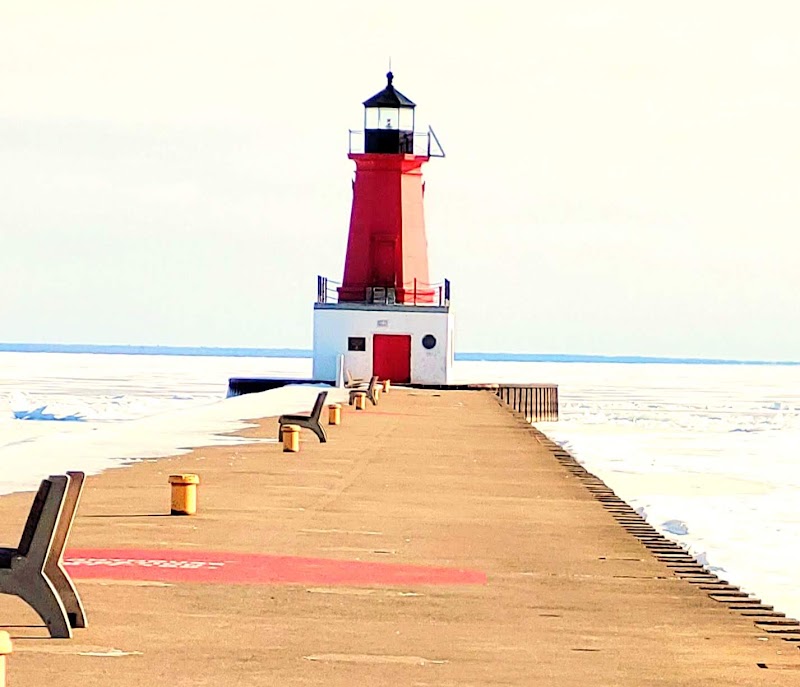 Menominee North Pier Lighthouse - Pickleball in Menominee, Michigan