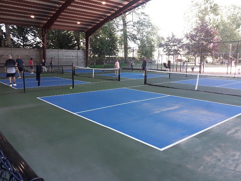 Kiwanis Pickleball Courts