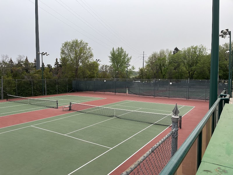 Riverside Badminton & Tennis Club