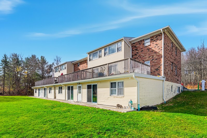 Kiamesha Lake Apartments
