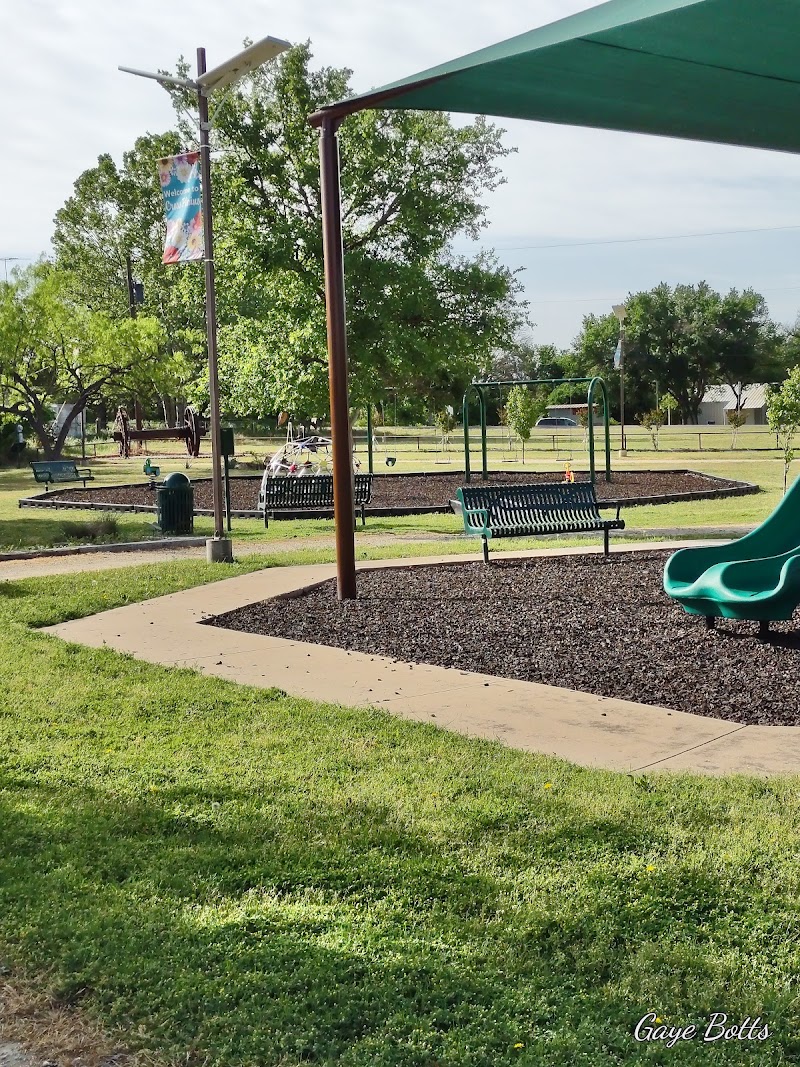 Cross Plains Community Center - Pickleball in Cross Plains, Texas