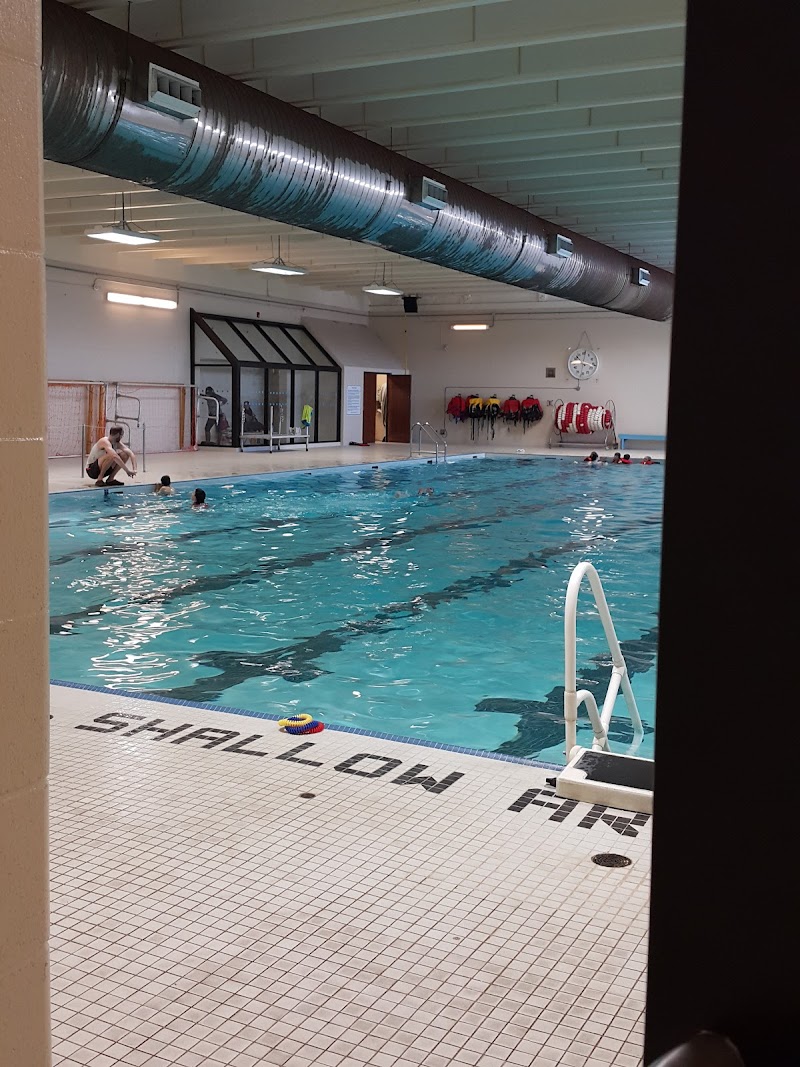 Sir Allan MacNab Recreation Centre - Pickleball in Hamilton, Ontario