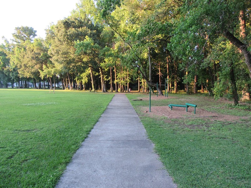 Henderson Day Park - Pickleball in Dayton, Texas