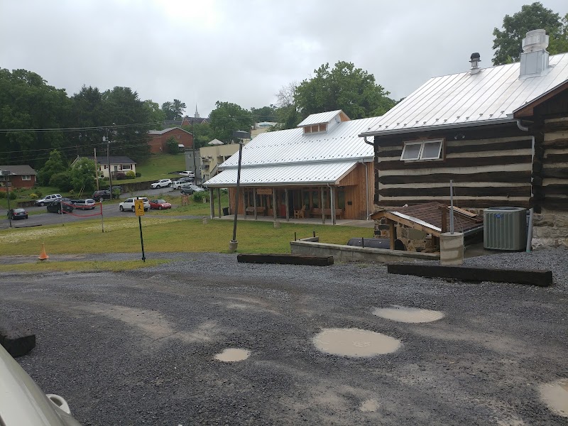 Montwell Commons